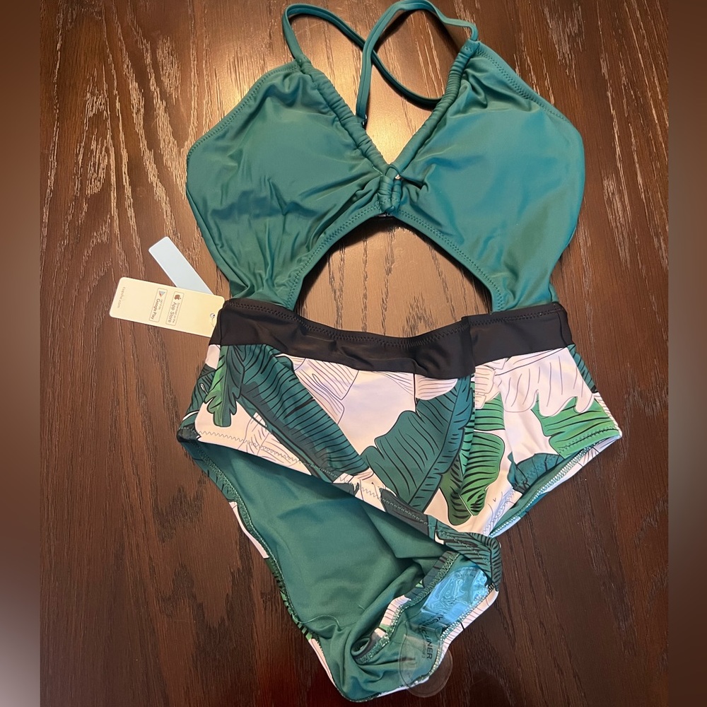 CUPSHE One piece swimsuit